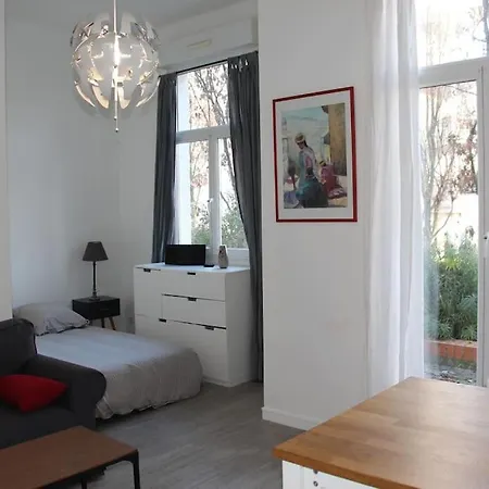 30 M2 A Avec Parking Prive A 25 Min De Paris Apartment